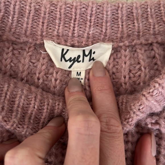 Woman’s M Kye Mi Sweater - Picture 2 of 3